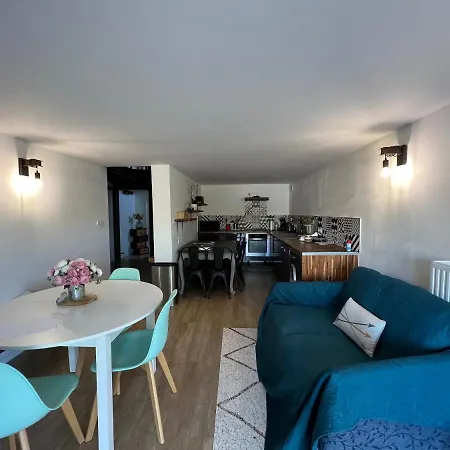 Villa Luxueuse Pmr Avec Ascenseur Spa Et Piscine 12 Personnes * Casseuil